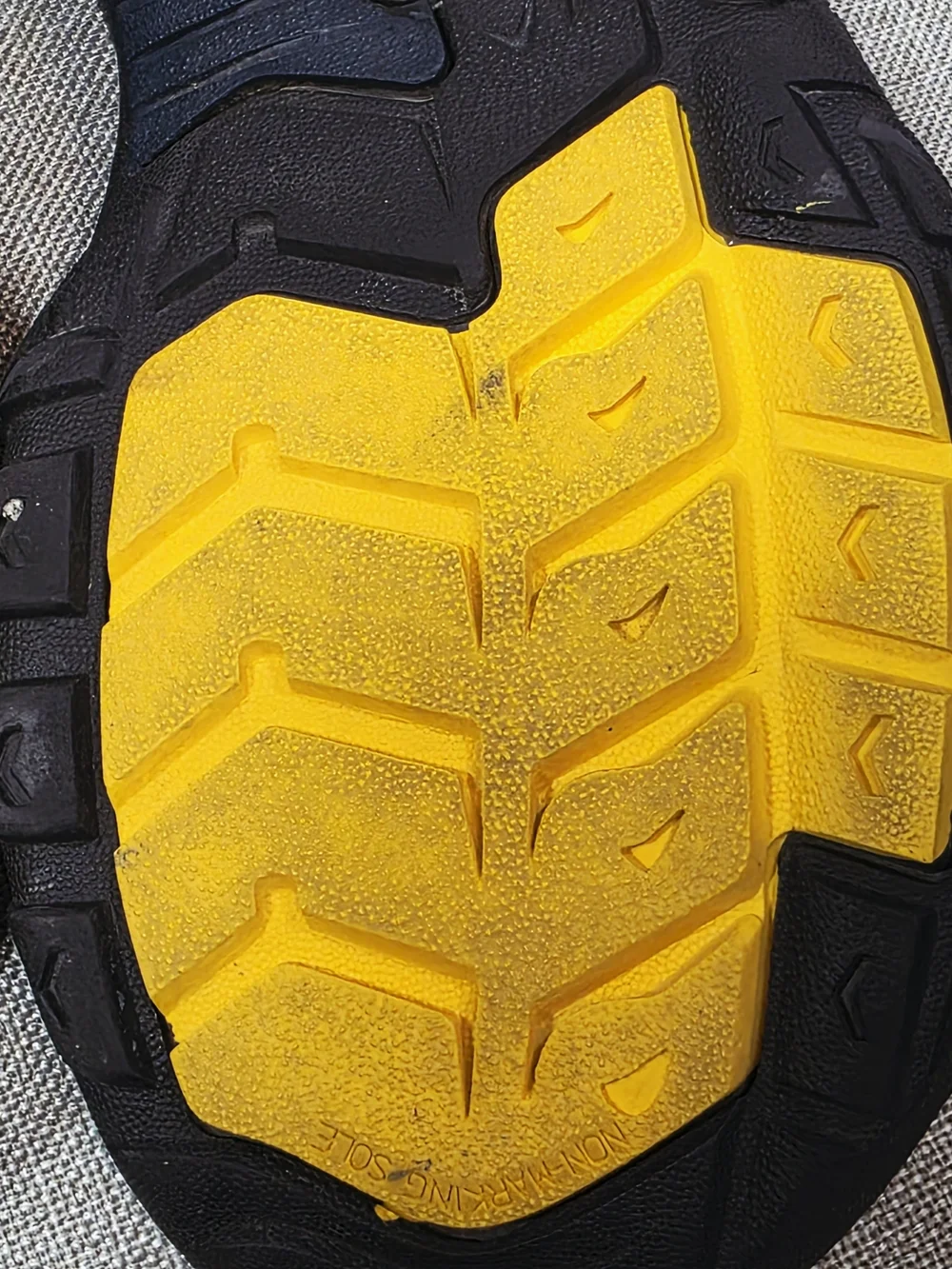 Keen Newport H2 Kids Sandals Sz 5 Navy Yellow